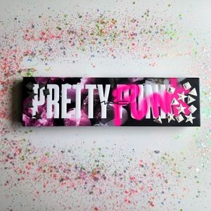 Pretty Punk Mac eyeshadow palatte